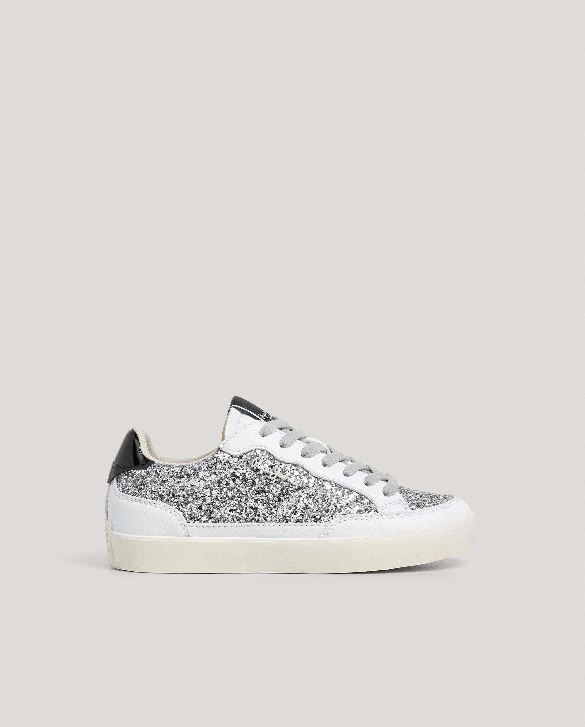 Imagen 0 de Zapatillas de niña detalles glitter Plata