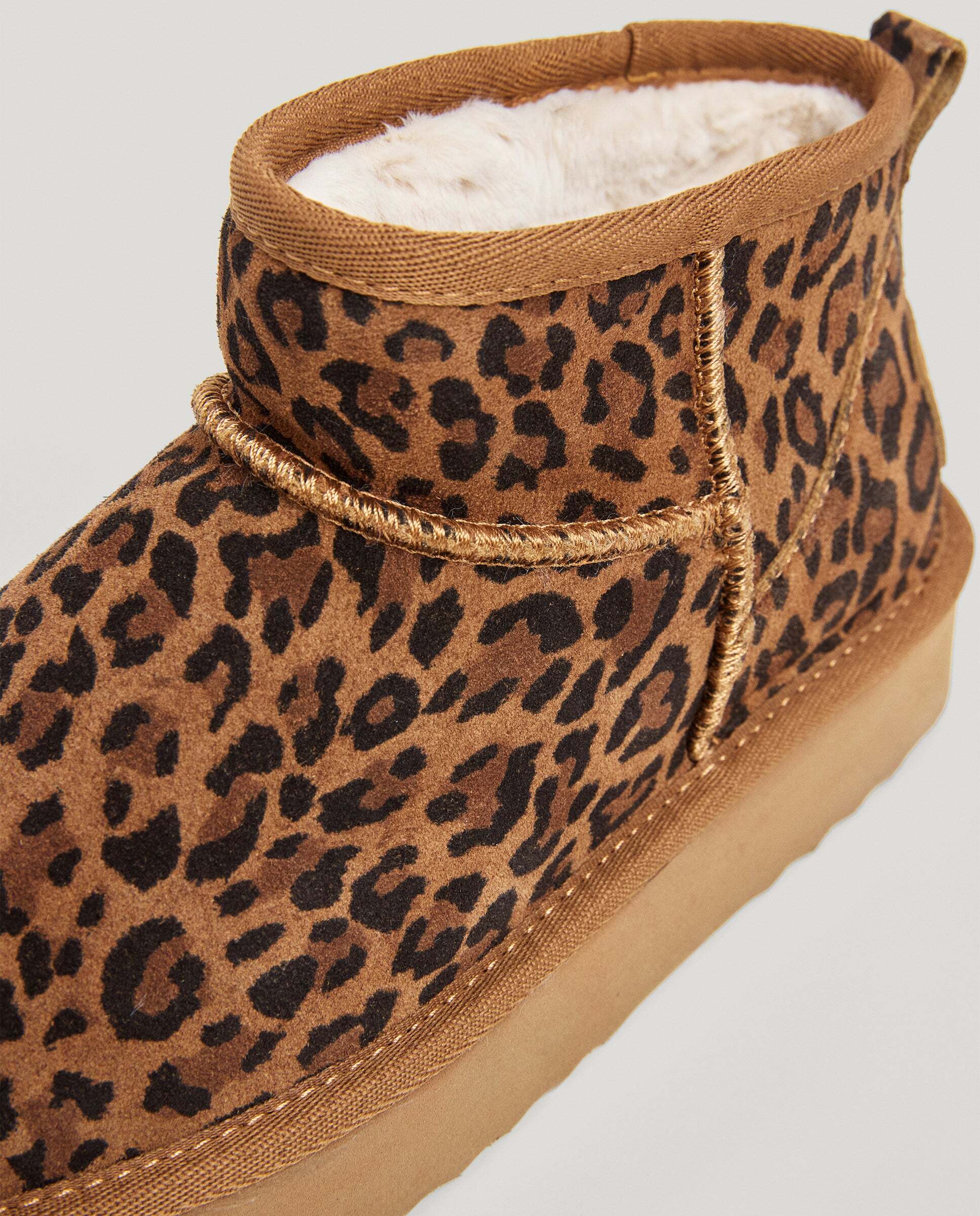 Botines con suela track de mujer de ante animal print - Pepe Jeans - Marrón Marrón-5