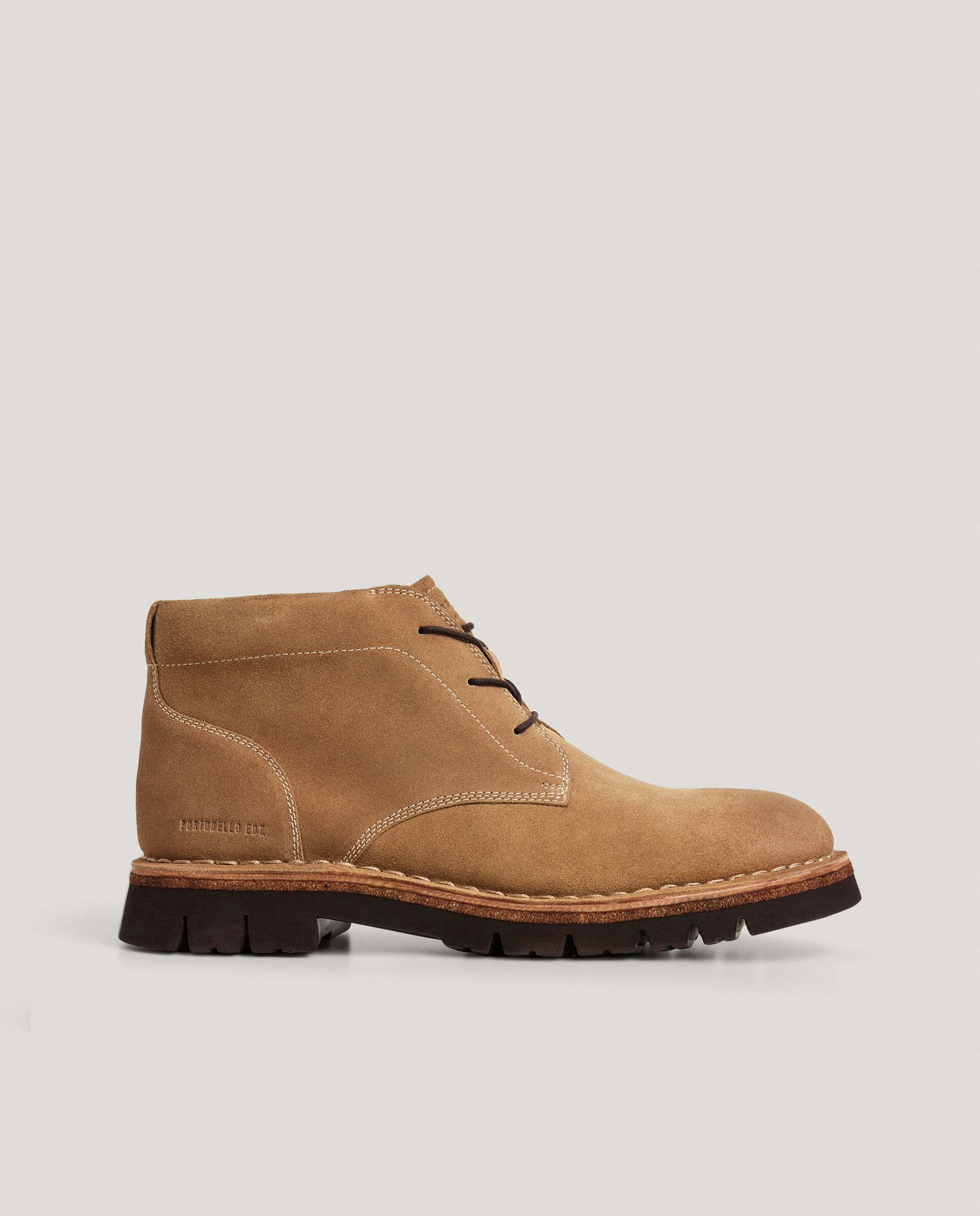 Imagen 1 de Botines de hombre tipo blucher de ante Natural