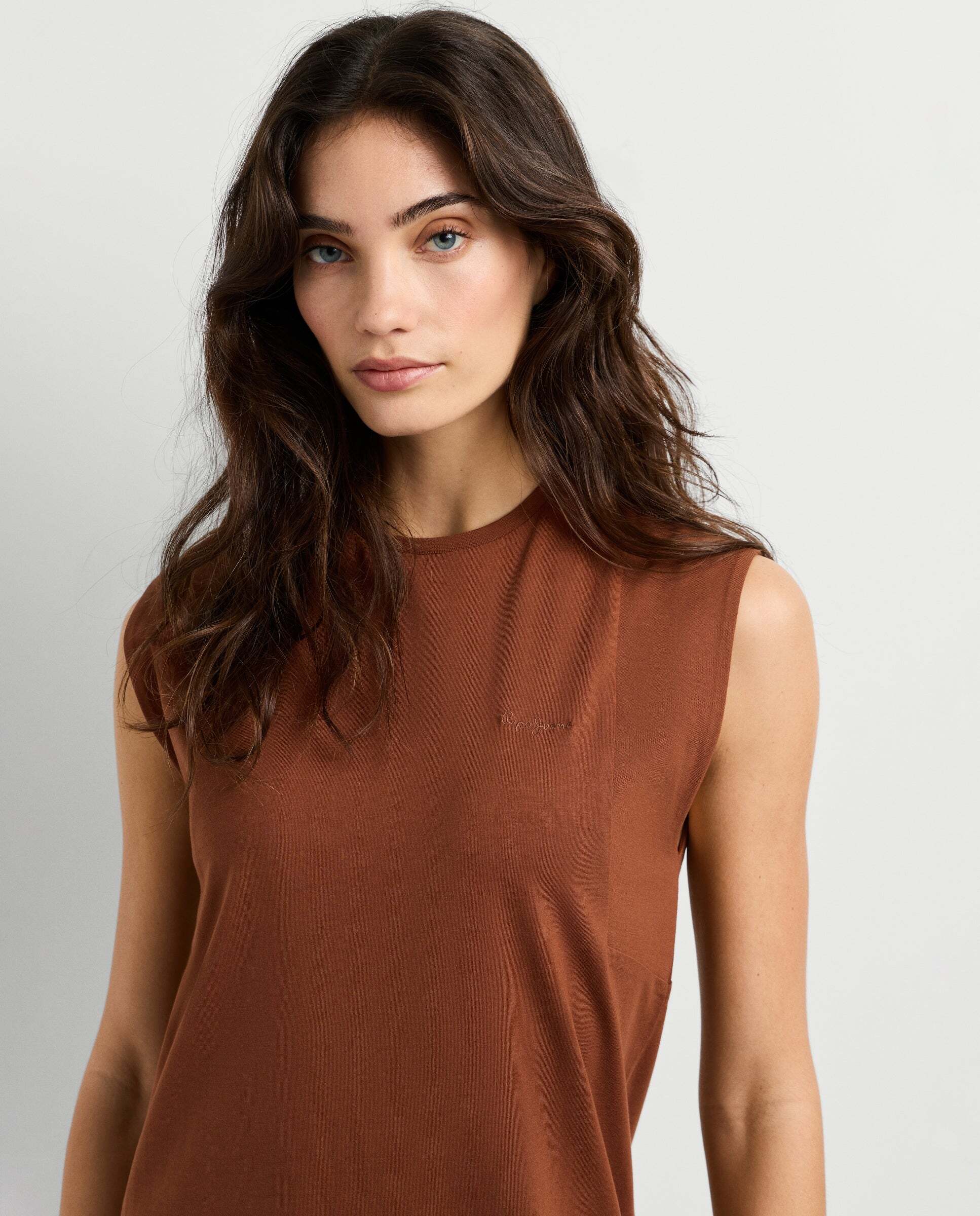 Vestido largo de mujer cuello redondo - Pepe Jeans - Marrón Marrón-4