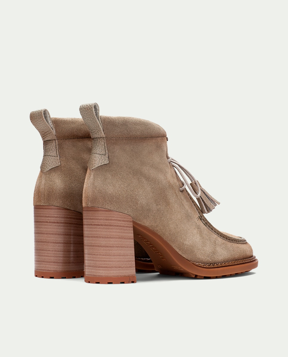 Botines wallabee de mujer con tacón y detalle de borla - Hispanitas - Verde Verde-4