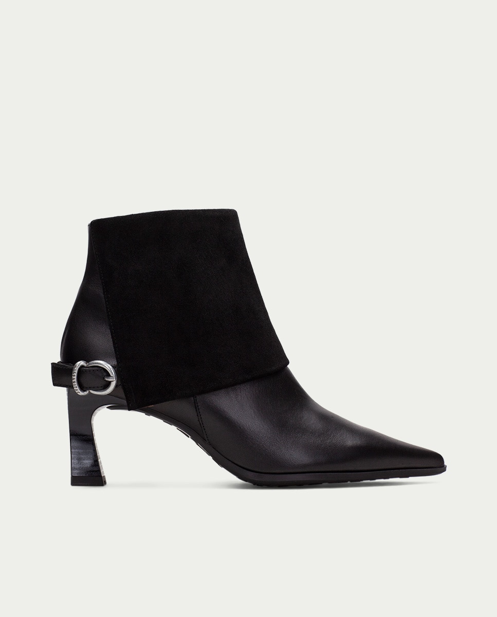Imagen 1 de Botines de tacón de mujer con solapa y adorno de hebilla - Hispanitas - Negro Negro