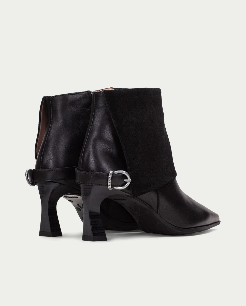 Imagen 4 de Botines de tacón de mujer con solapa y adorno de hebilla - Hispanitas - Negro Negro