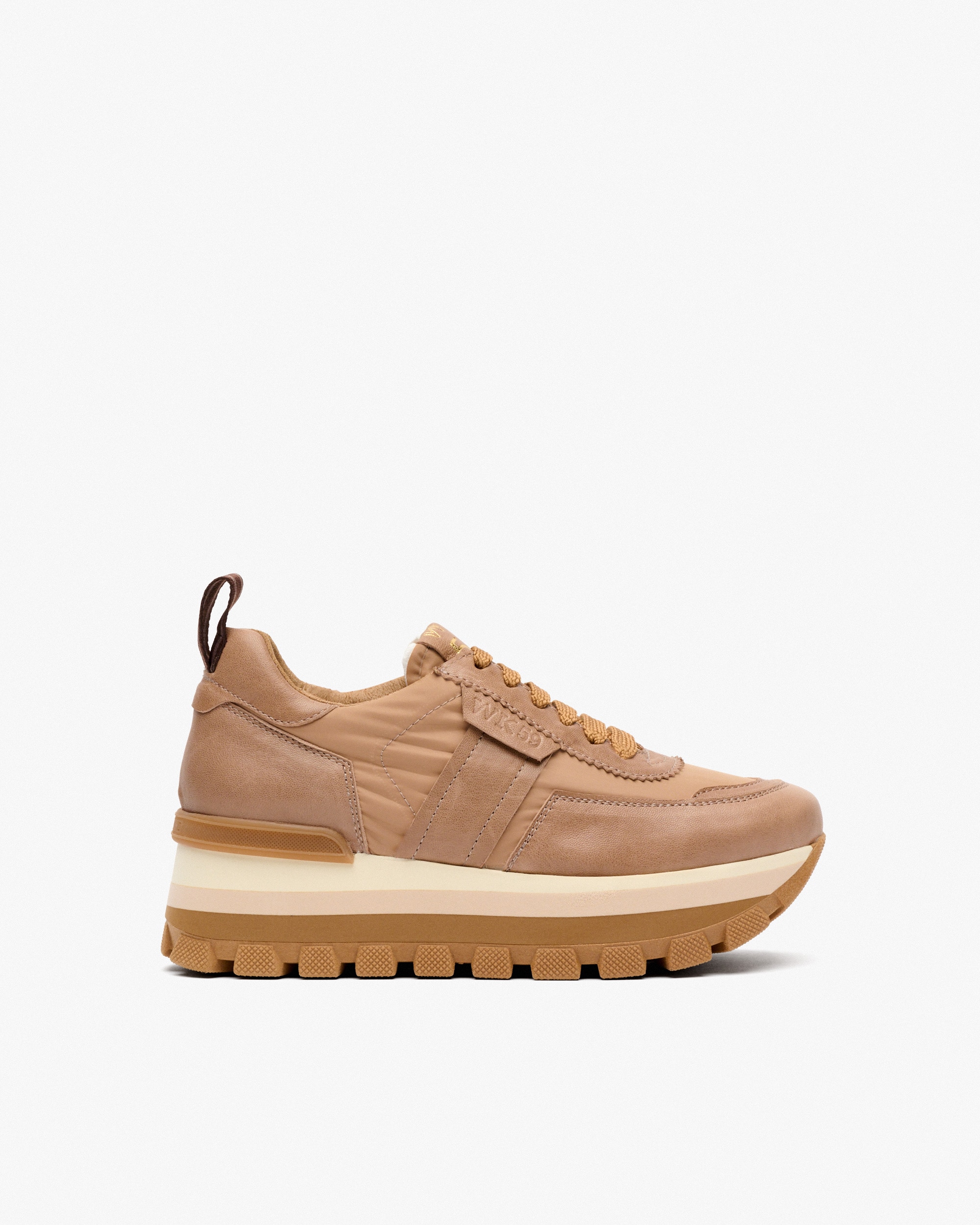 Weekend by Pedro Miralles - Zapatillas deportivas de mujer con plataforma y cordoneras.