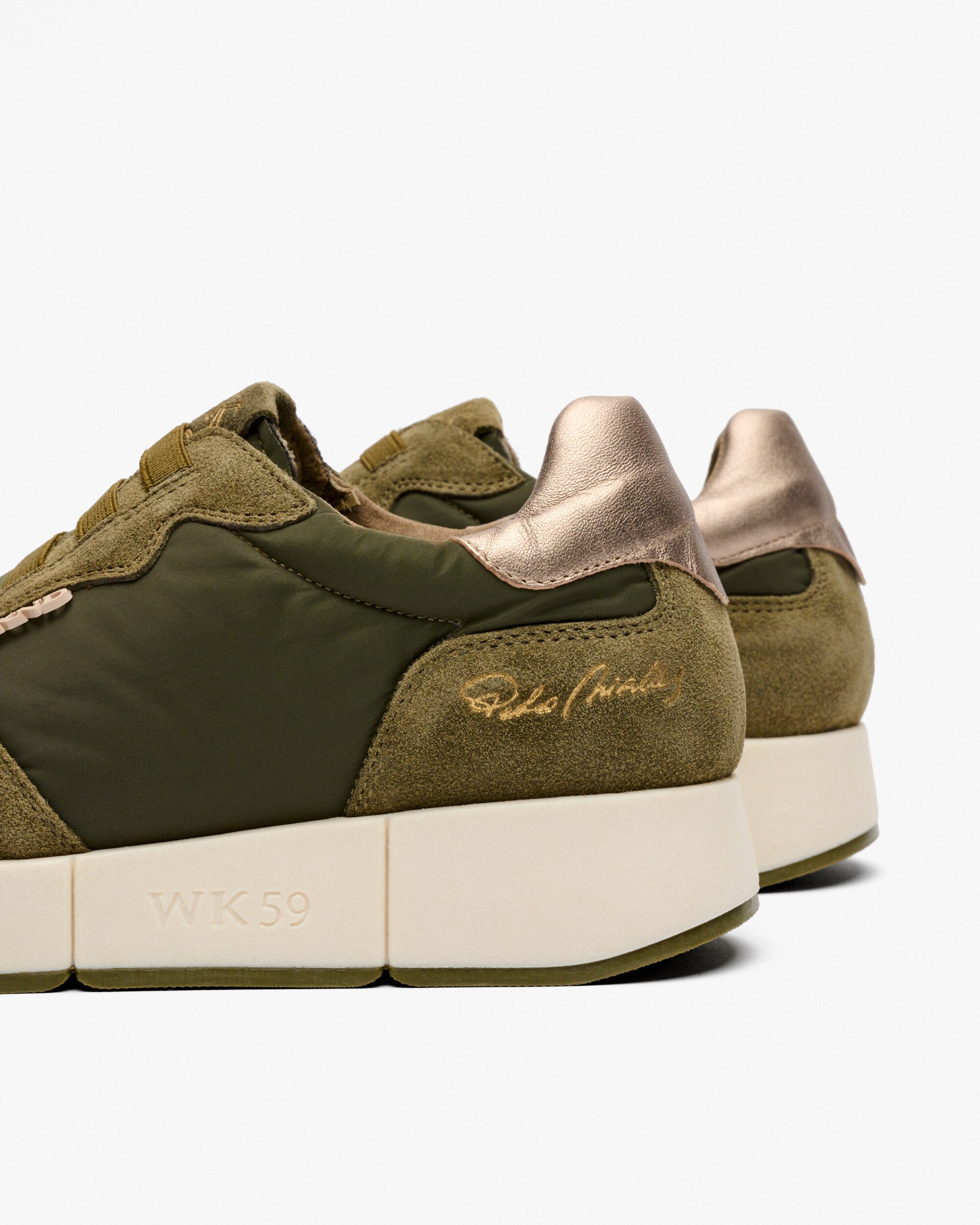 Zapatillas deportivas de mujer con plataforma y plantilla extraíble - Weekend by Pedro Miralles - Verde Verde-2