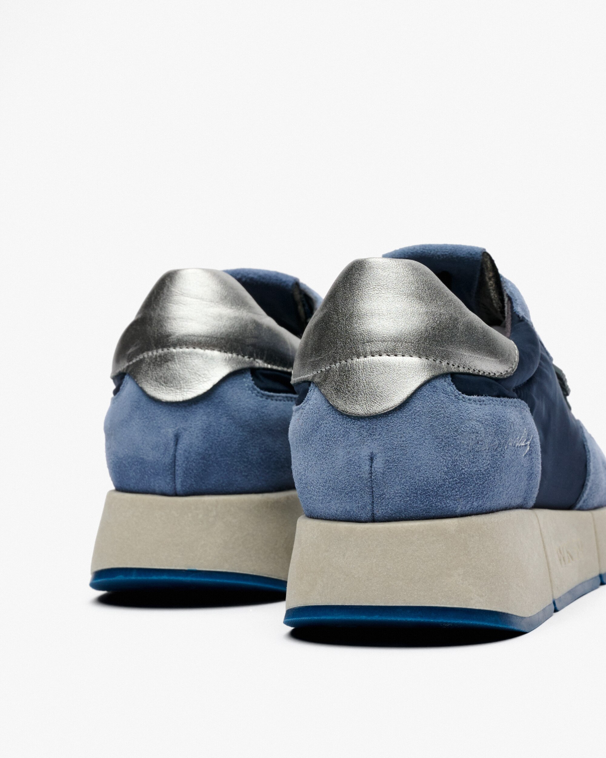 Zapatillas deportivas de mujer con plataforma y plantilla extraíble - Weekend by Pedro Miralles - Azul claro Azul claro-2