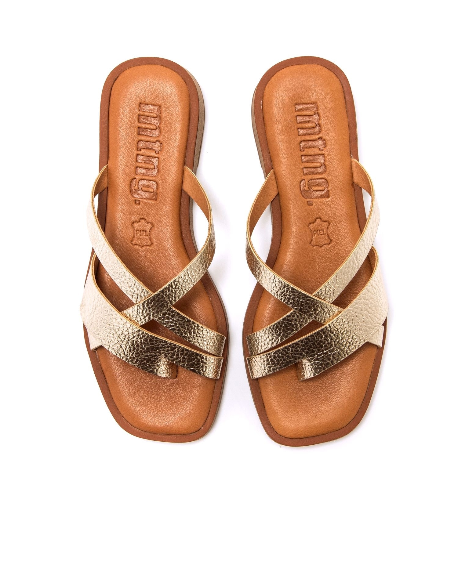 Sandalias planas de mujer en piel con tiras cruzadas - Mustang - Oro Oro-3