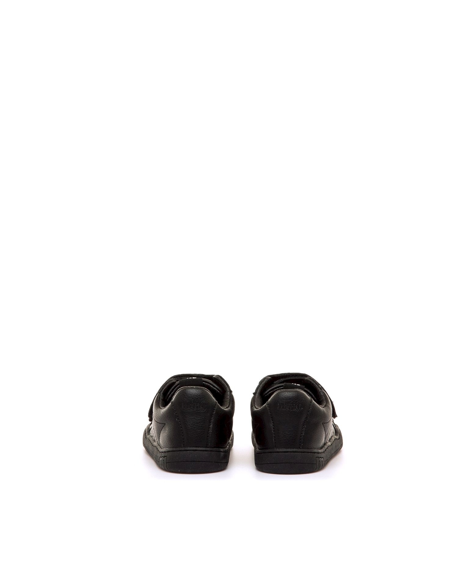 Zapatilla deportiva de niños estilo colegial con piso barefoot - Mustang - Negro Negro-5