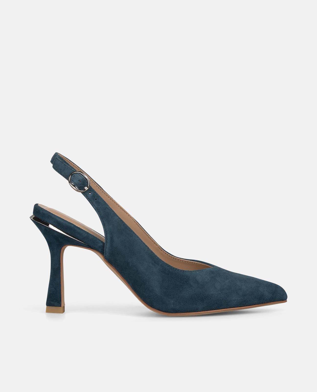 Alma en Pena - Zapatos de salón de mujer destalonados de piel con tira trasera con hebilla.