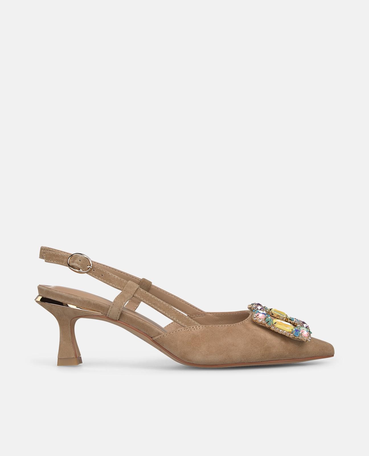 Zapatos de salón de mujer destalonados de piel con detalle joya - Alma en Pena - Arena Arena-1