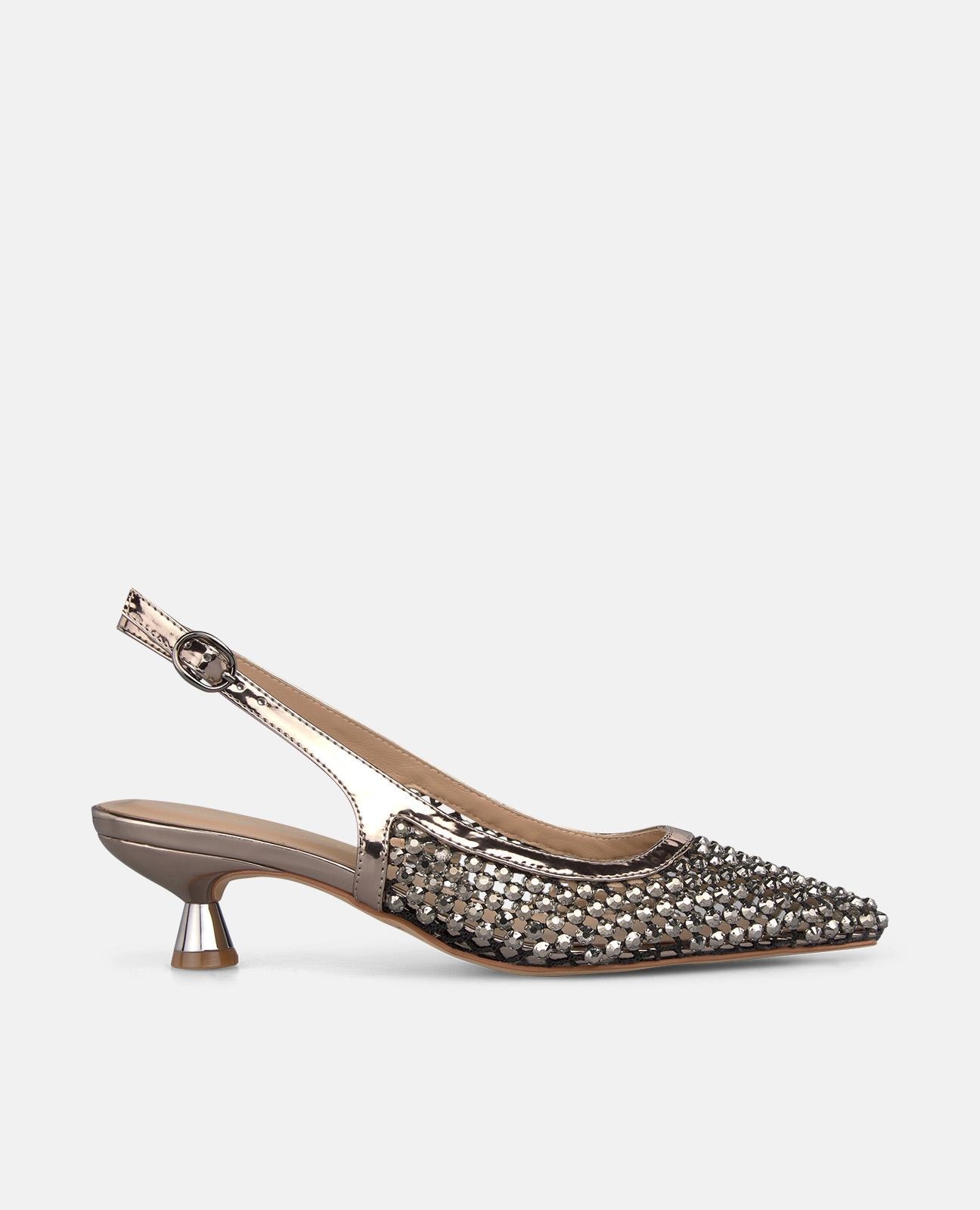 Zapatos de salón de mujer en piel destalonados con tachas de pedreria ...