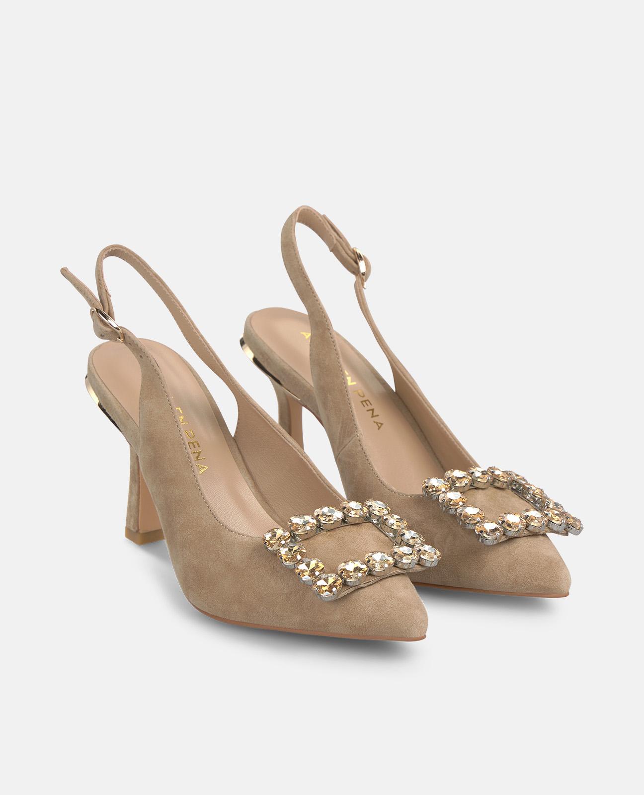 Zapatos de salón de mujer destalonados en piel con detalle joya frontal - Alma en Pena - Arena Arena-3