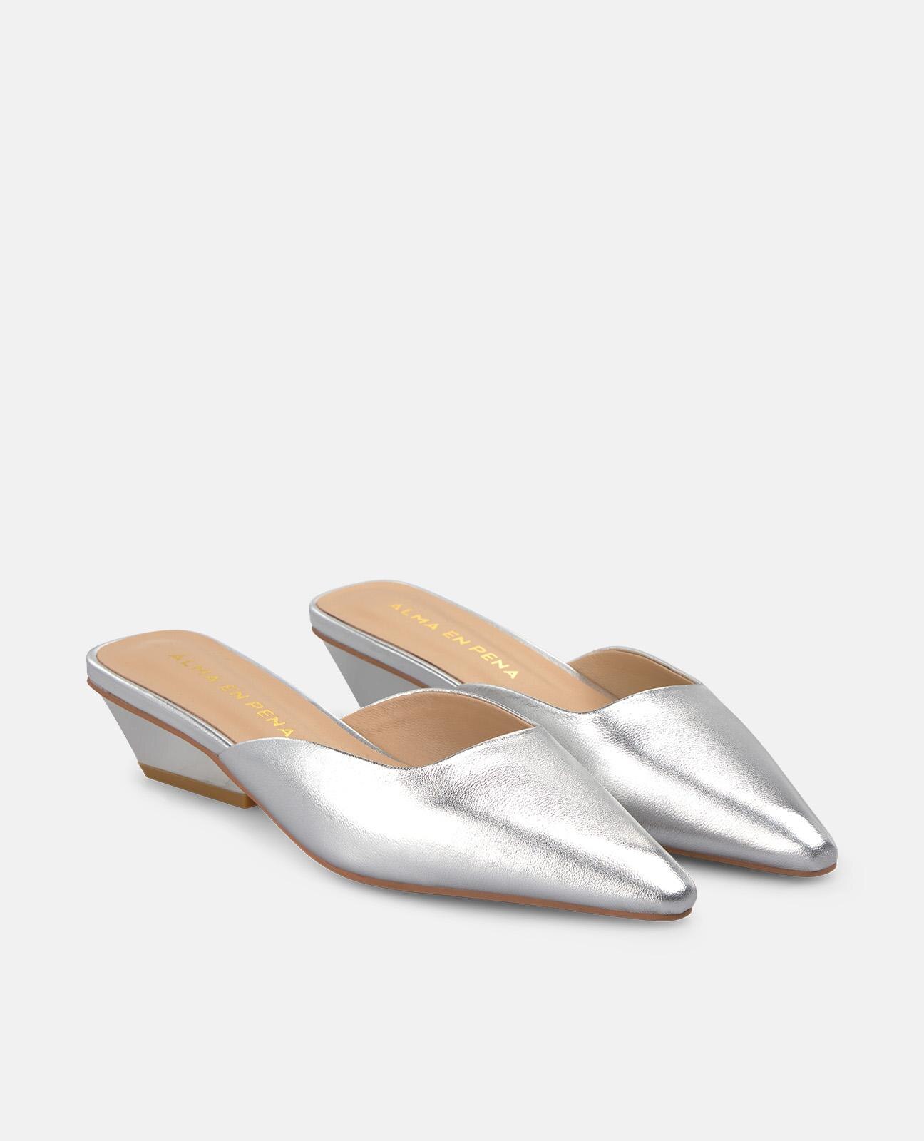 Mules de tacón de mujer en piel con puntera afilada - Alma en Pena - Plata Plata-4