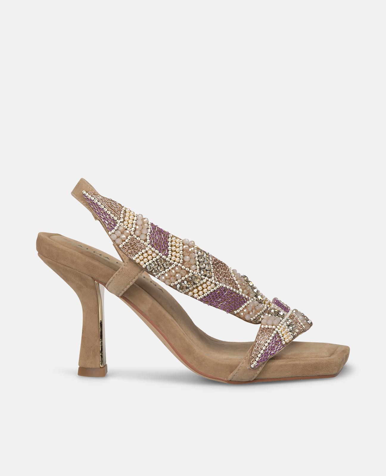 Alma en Pena - Sandalias de tacón de mujer con detalles de pedrería y cierre elástico.