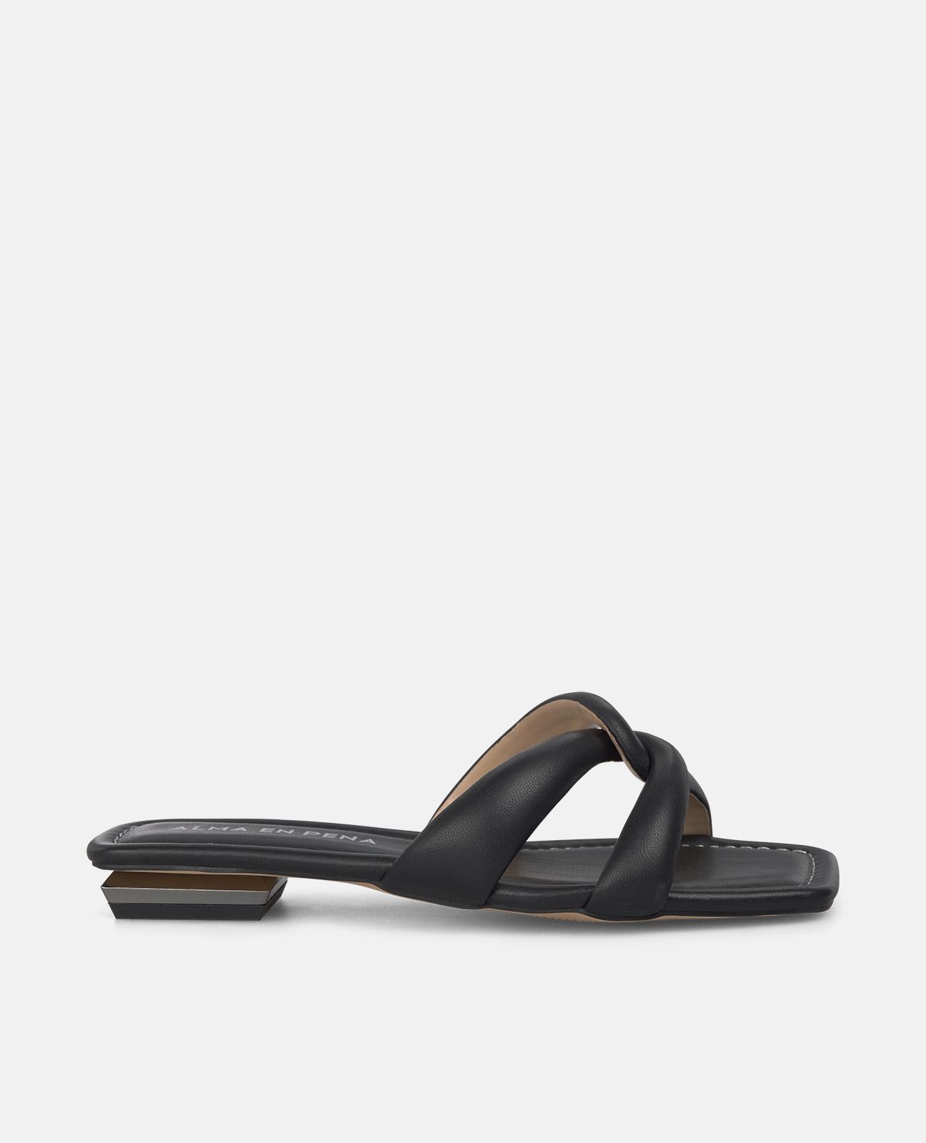 Sandalias de pala de mujer en napa con tiras delanteras cruzadas - Alma en Pena - Negro Negro-1