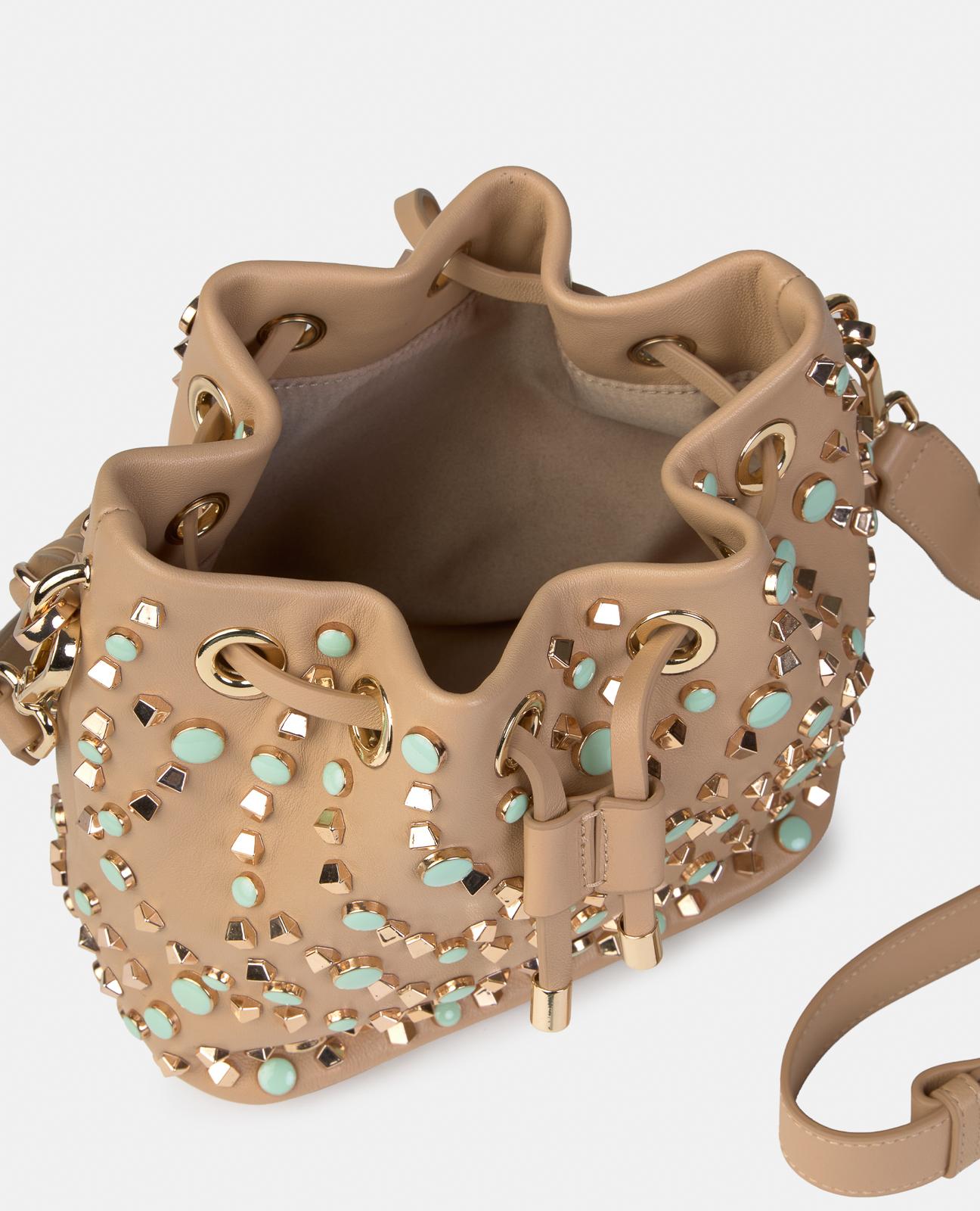 Bolso de mano estilo bombonera de piel con tachuelas y correa bandolera ajustable - Alma en Pena - Camel Camel-3