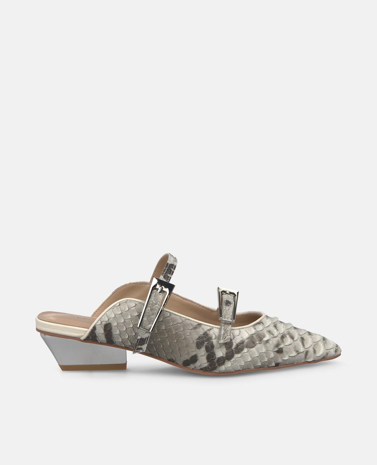 Mules con tacón de mujer efecto metalizado con hebillas - Alma en Pena - Blanco Blanco-1