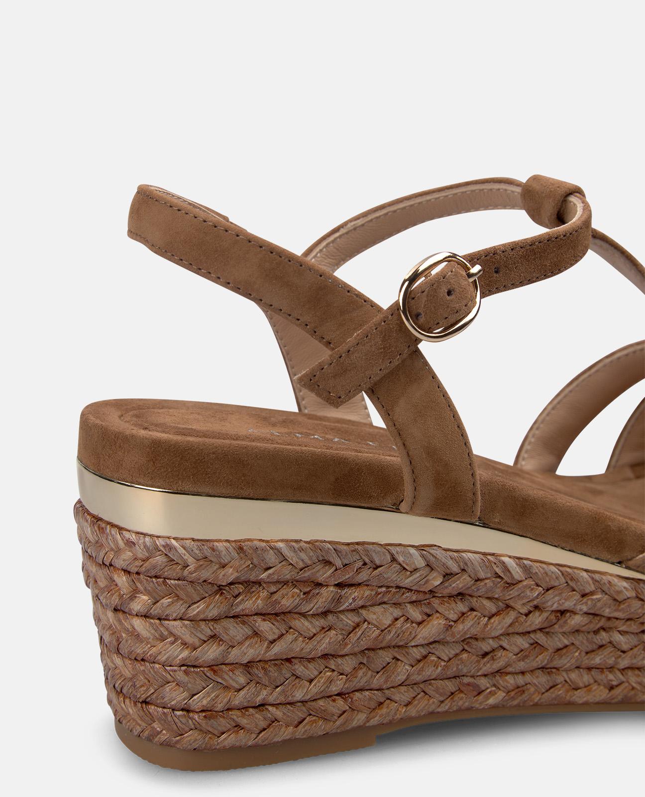 Sandalias de cuña de mujer con tira trasera a la pulsera del tobillo con cierre mediante hebilla - Alma en Pena - Caramelo Caramelo-5