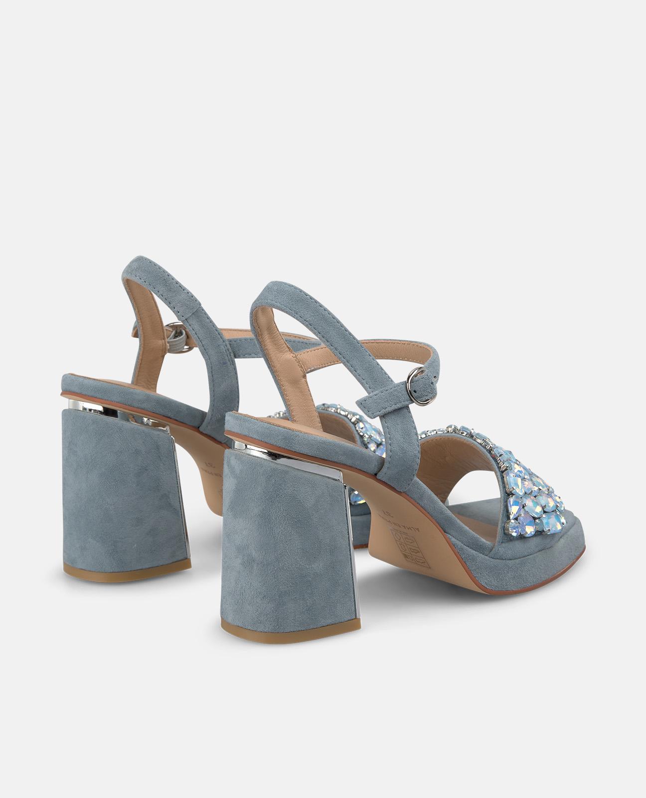 Sandalias de tacón de mujer en piel efecto jean con tira delantera con detalle pedreria - Alma en Pena - Azul claro Azul claro-3