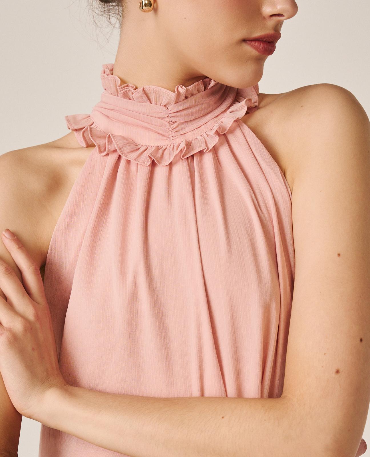 Vestido midi fluido con volantes y cuello halter plisado - Alma en Pena - Rosa Rosa-6