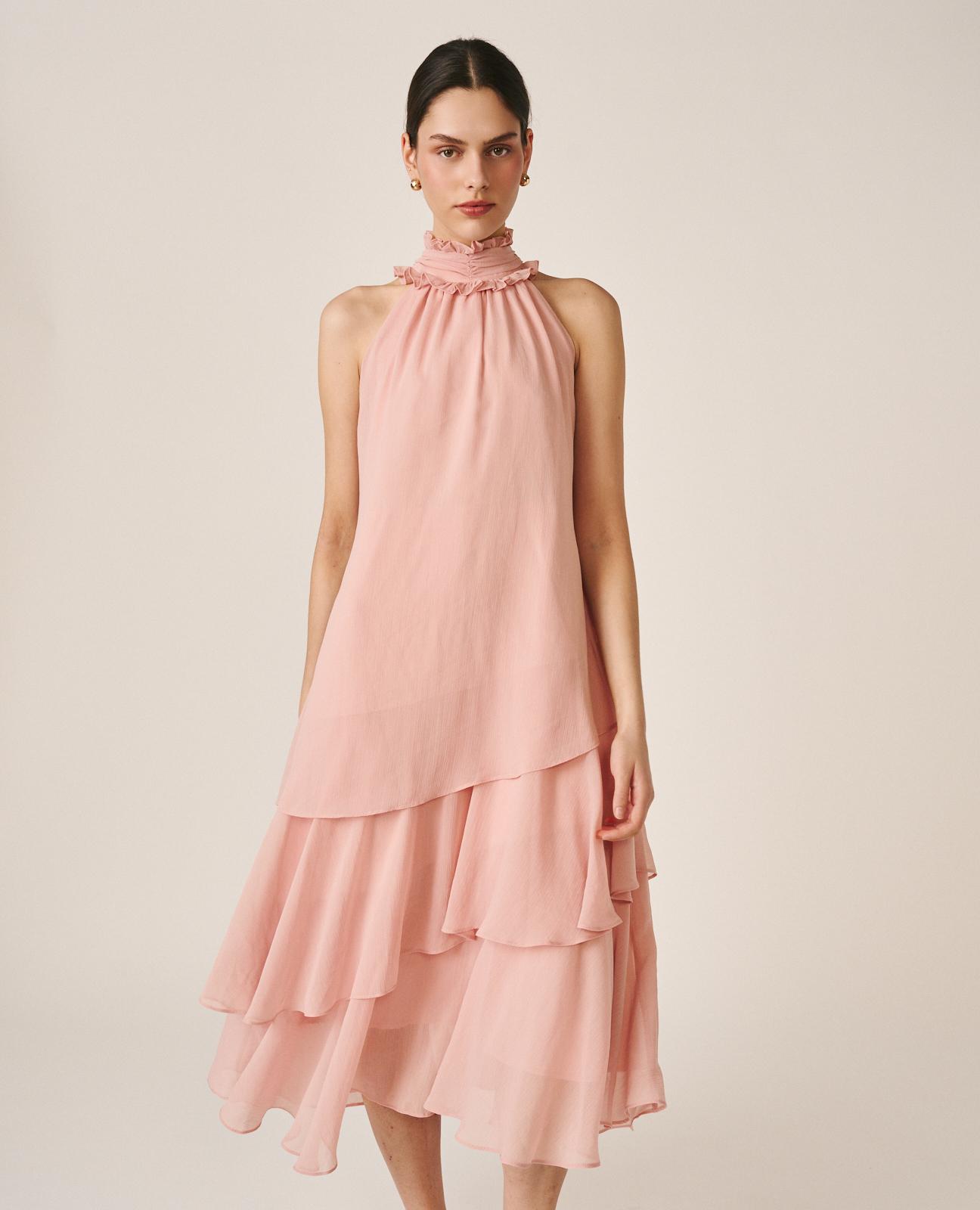 Vestido midi fluido con volantes y cuello halter plisado