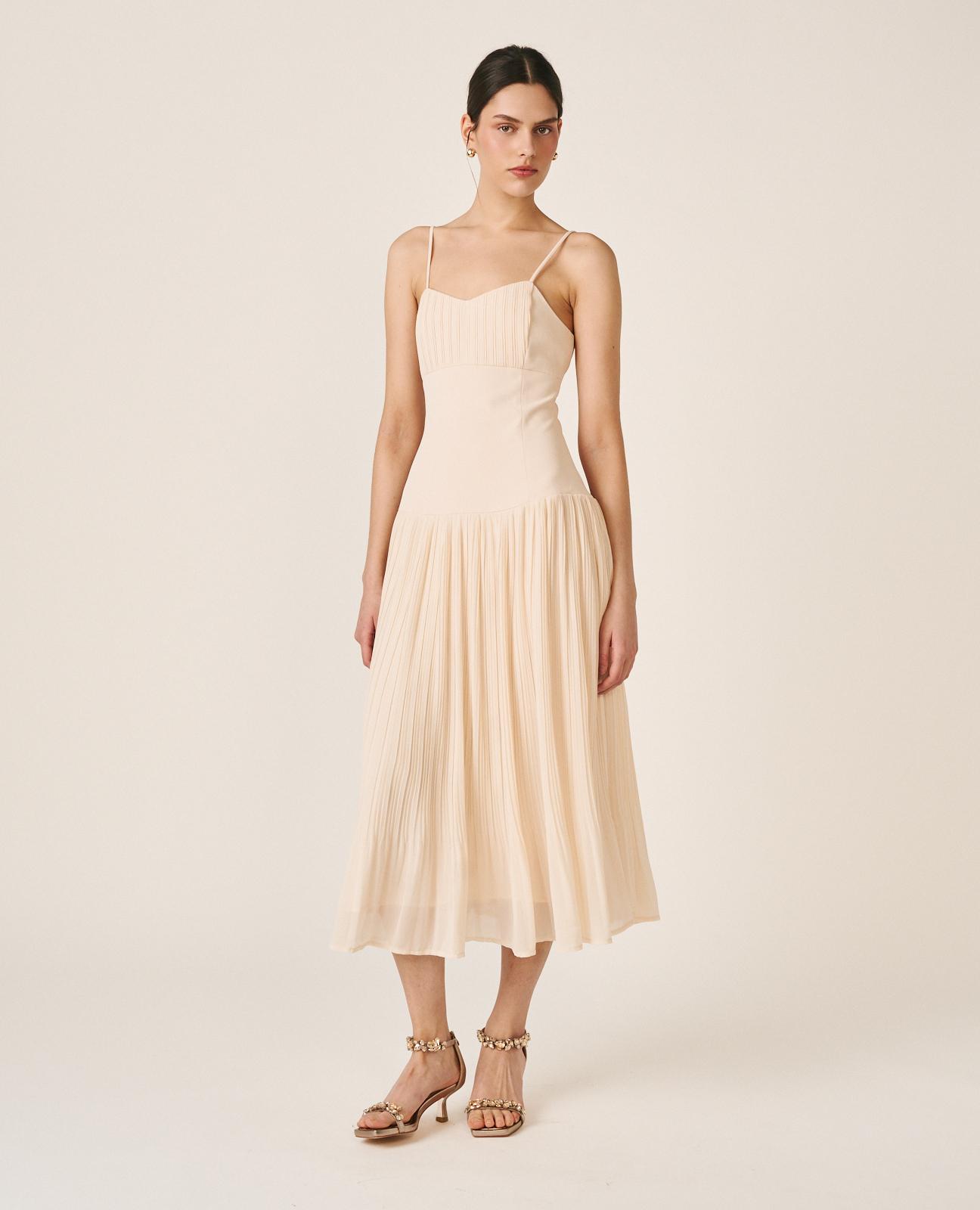 Alma en Pena - Vestido midi con escote en pico tirantes y falda plisada.