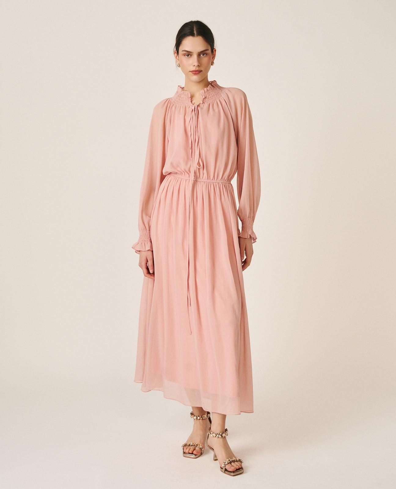 Vestido midi manga ablusada con cuello fruncido y cintura elástica