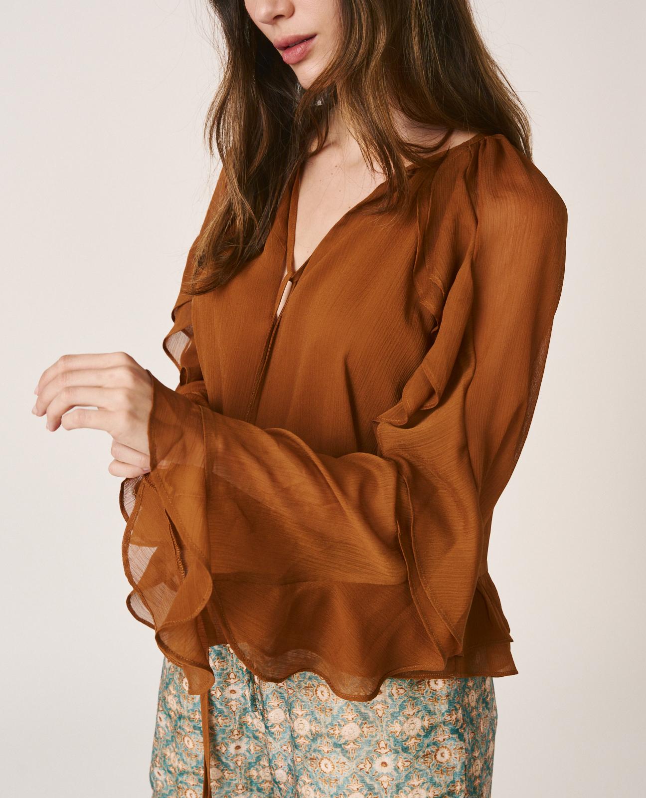 Blusa de mujer de gasa y manga larga acampanada con volantes - Alma en Pena - Naranja Naranja-6