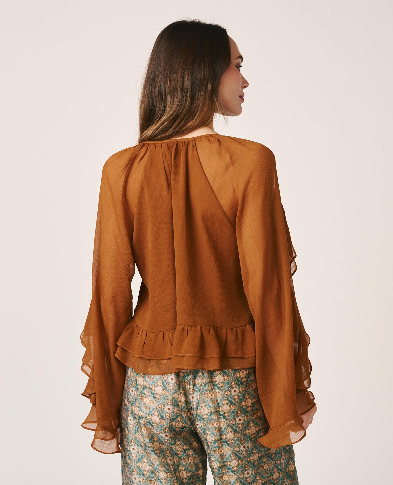 Blusa de mujer de gasa y manga larga acampanada con volantes - Alma en Pena - Naranja Naranja-7