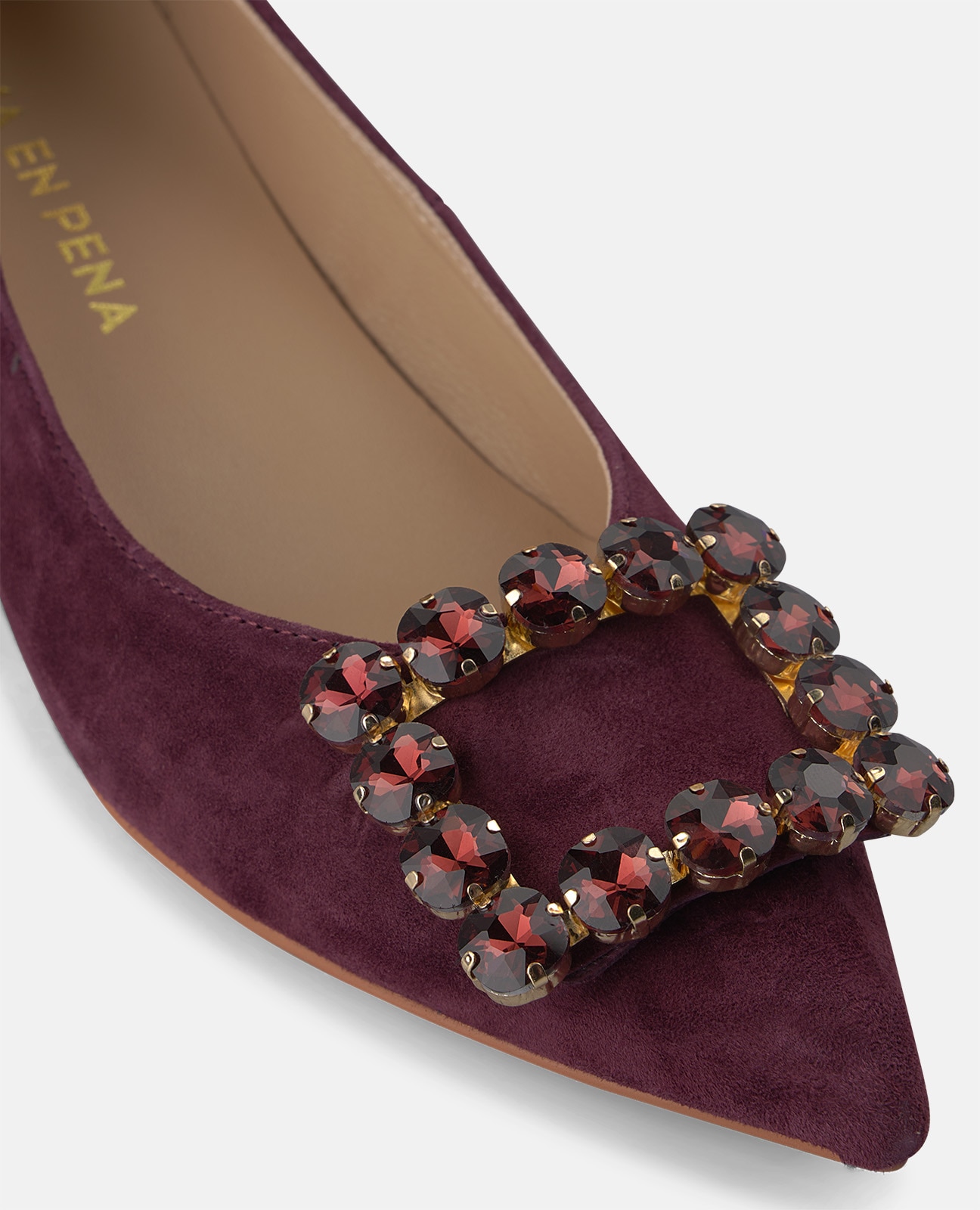 Zapatos de salón de mujer en ante con adorno frontal - Alma en Pena - Burdeos Burdeos-4