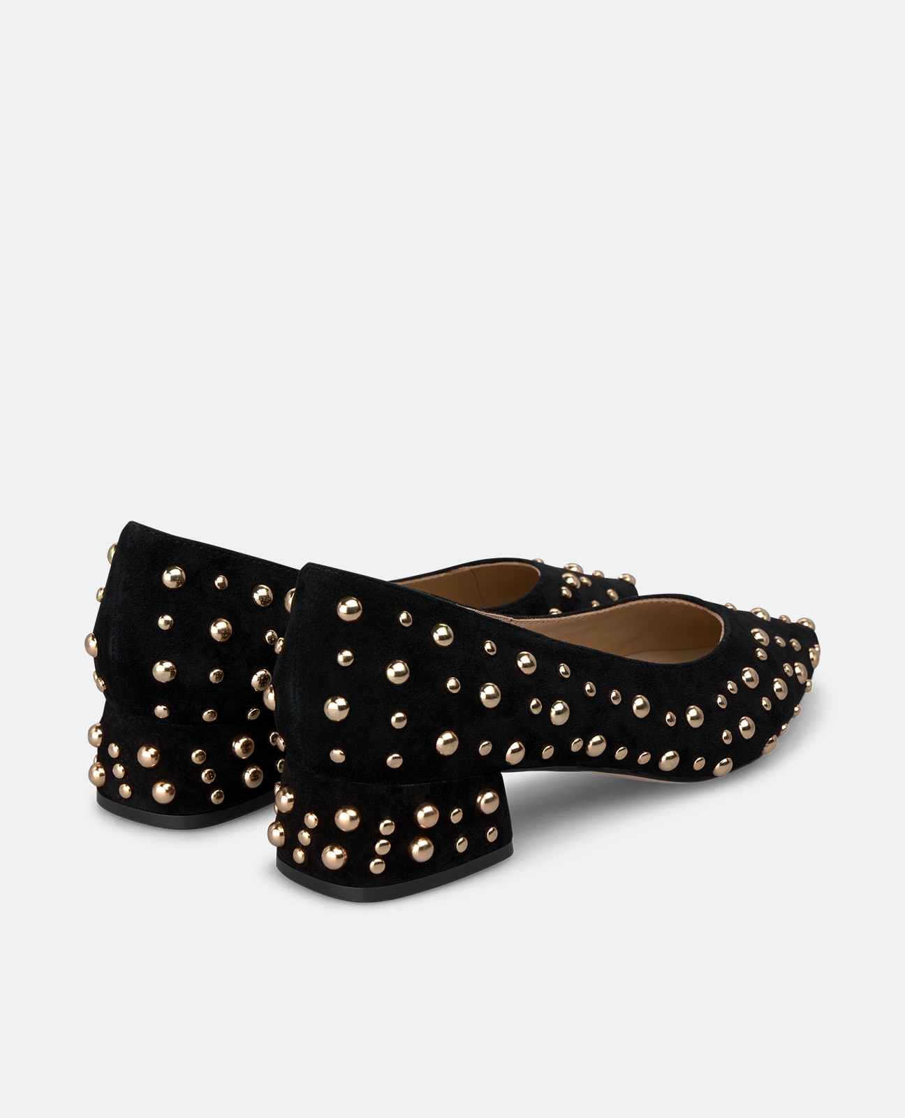 Zapatos de salón de mujer en ante con tachas metálicas - Alma en Pena - Negro Negro-2