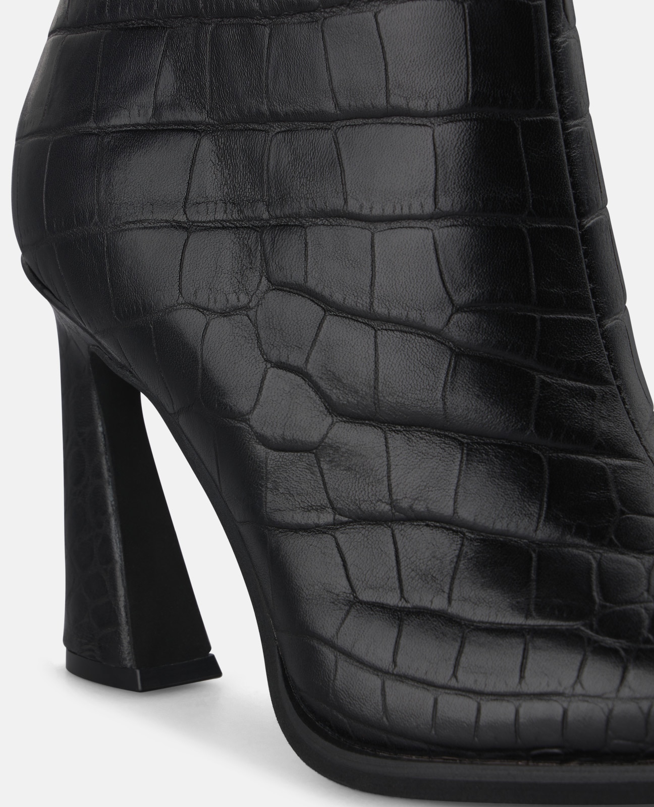 Botines básicos de mujer en piel con efecto cocodrilo - Alma en Pena - Negro Negro-3