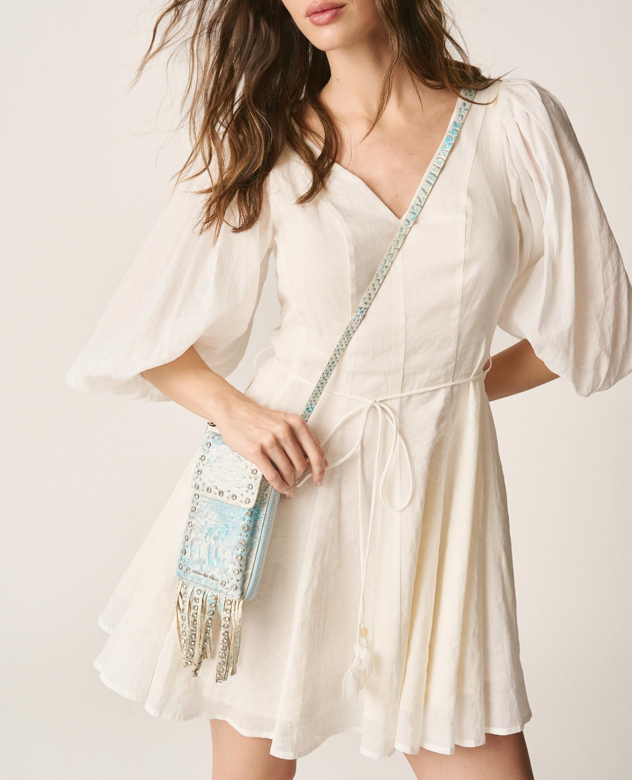 Bolso pequeño de mujer de piel con tachuelas y flecos - Alma en Pena - Turquesa Turquesa-1