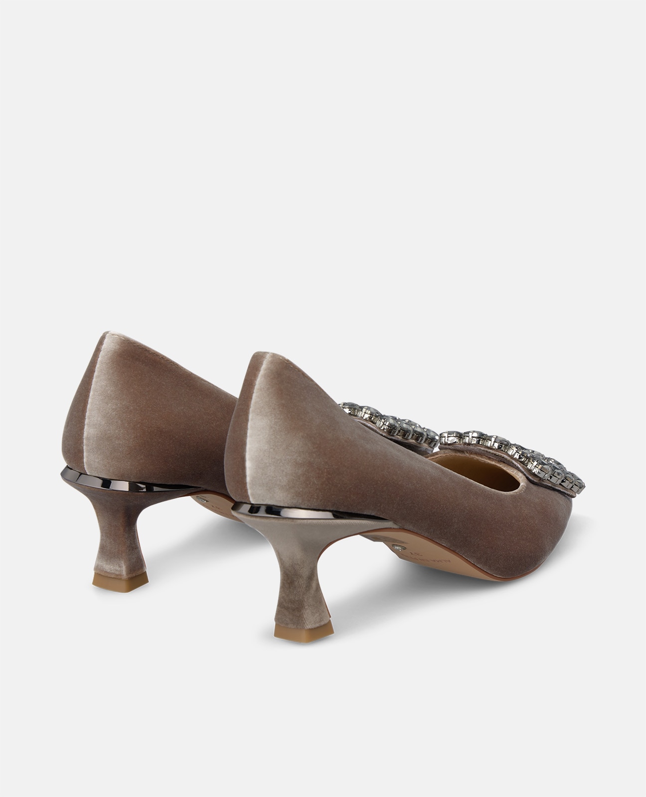 Zapatos de salón de mujer en terciopelo con adorno frontal - Alma en Pena - Visón Visón-2