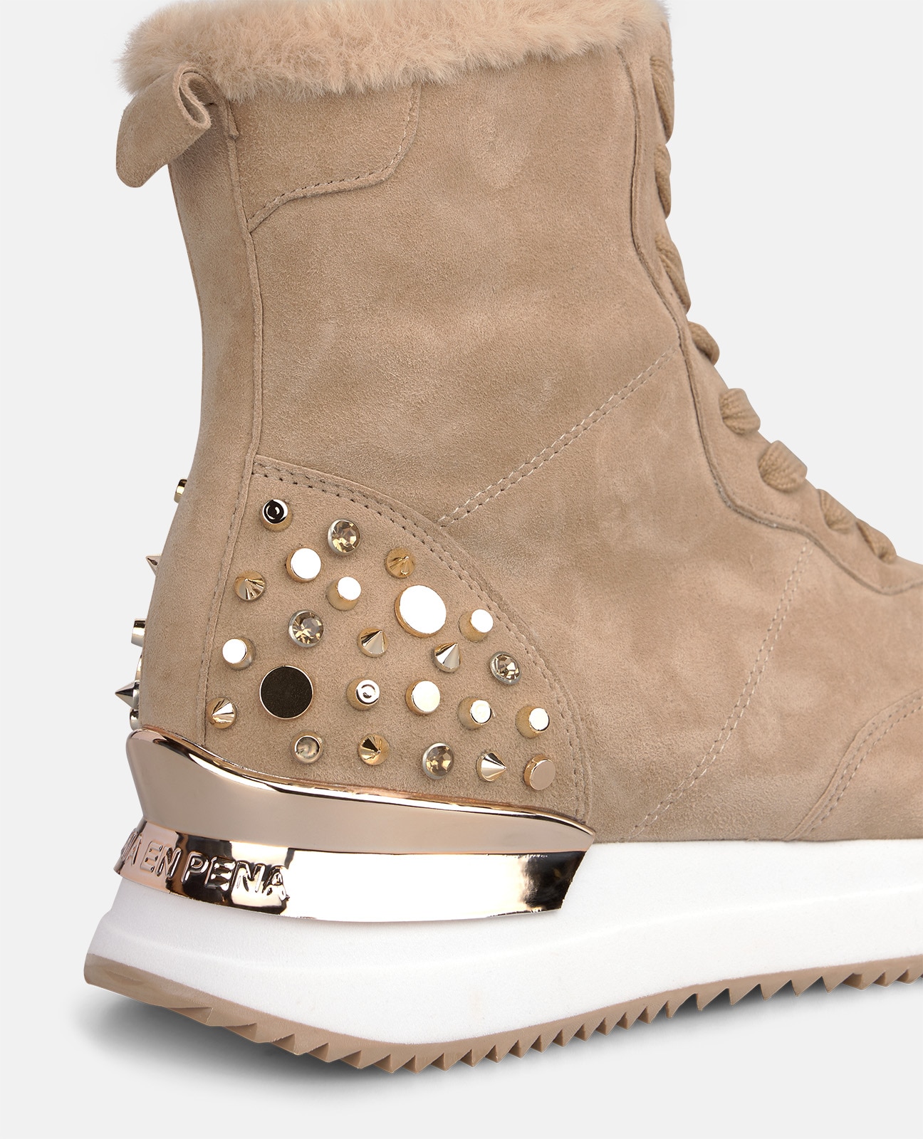 Botines deportivos de mujer en ante con plataforma y tachas metálicas - Arena Arena-4