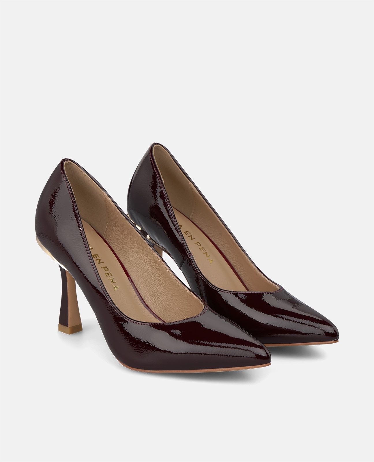 Zapatos de salón de mujer en charol tipo stiletto con acabado en punta - Alma en Pena - Burdeos Burdeos-3