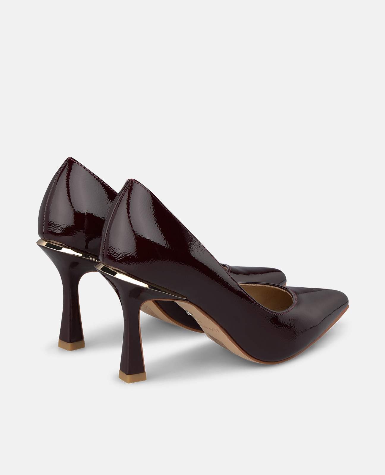 Zapatos de salón de mujer en charol tipo stiletto con acabado en punta - Alma en Pena - Burdeos Burdeos-2