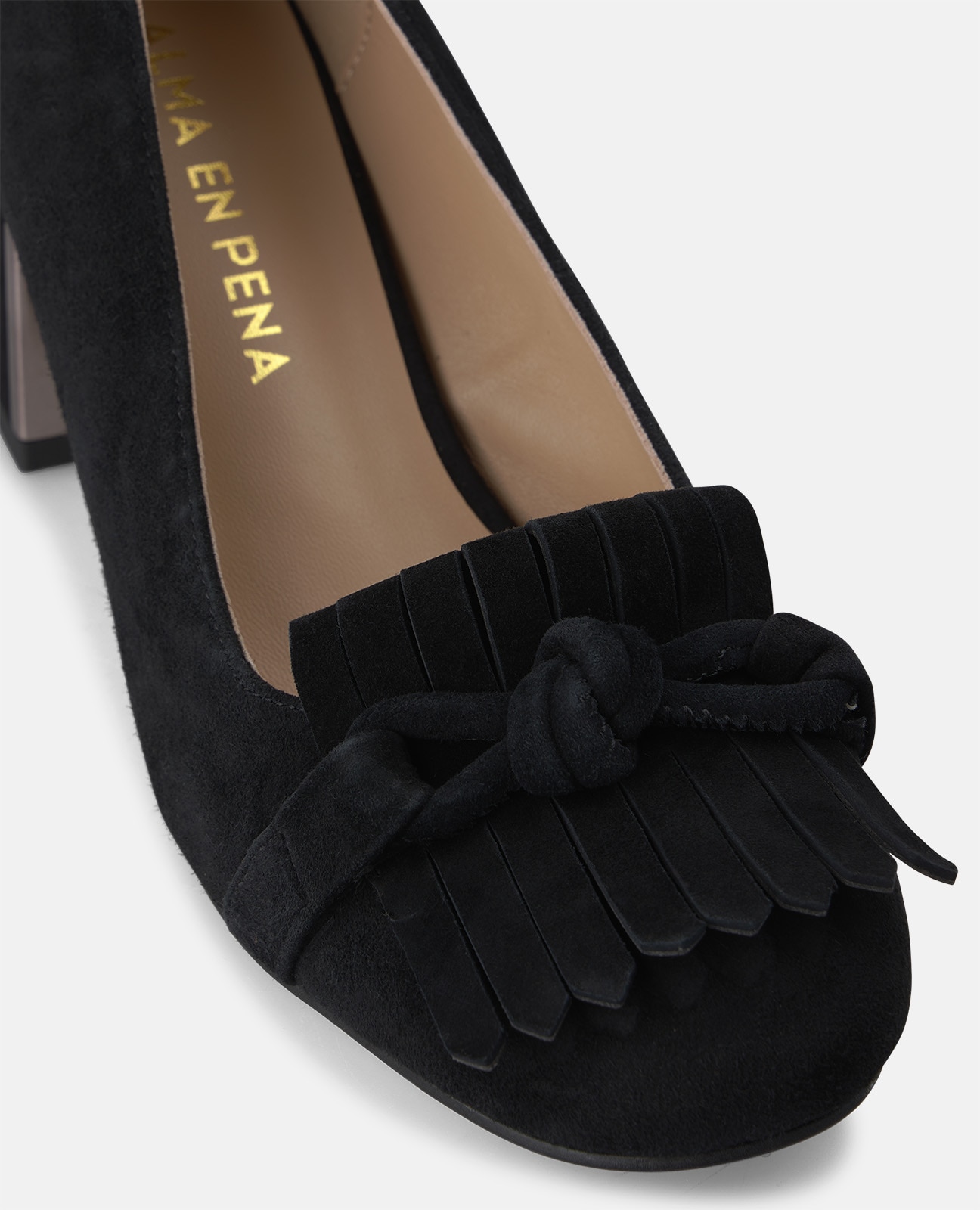 Zapatos de salón de mujer en ante con adorno de flecos - Alma en Pena - Negro Negro-4