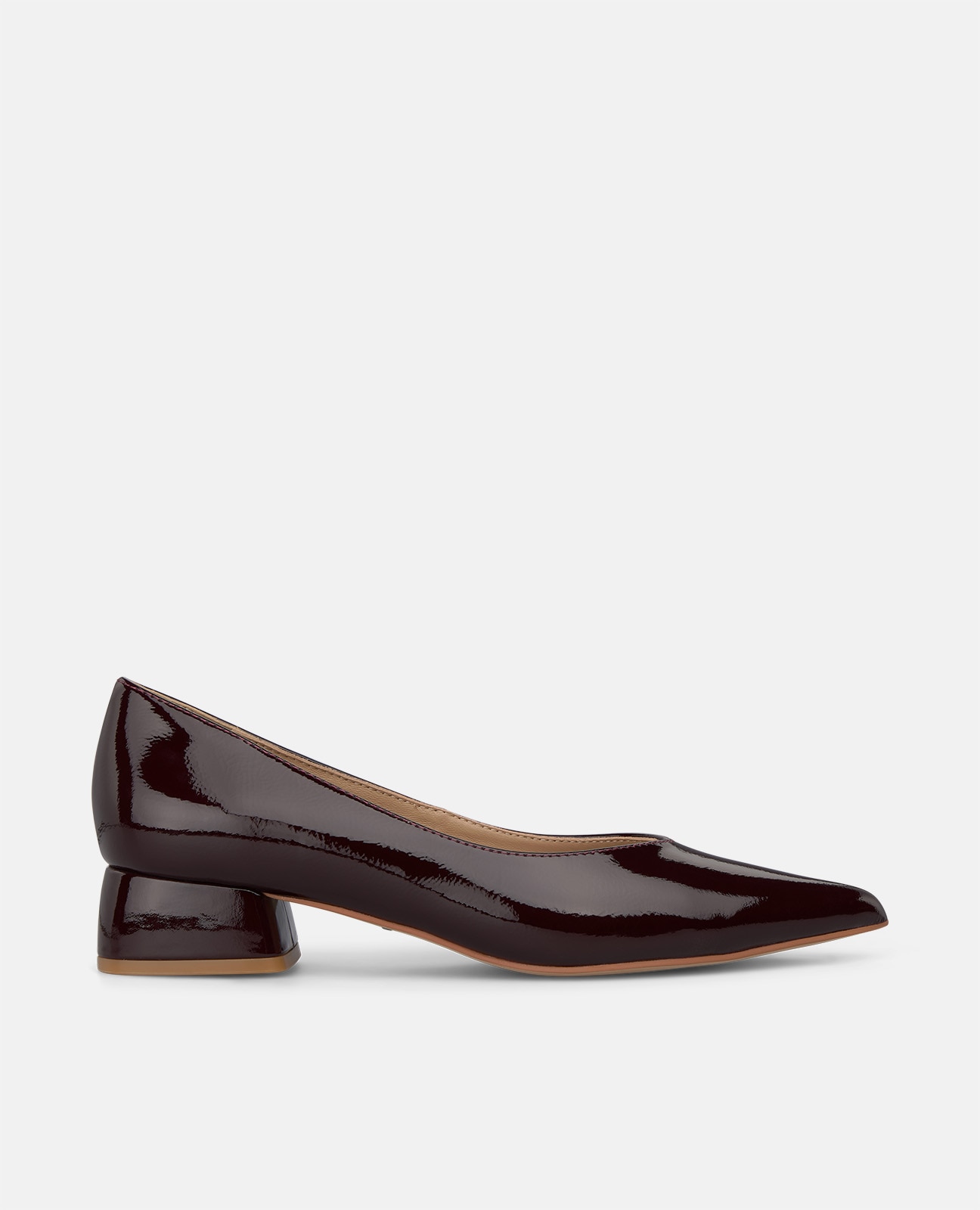 Zapatos de salón de mujer en charol con acabado en punta - Alma en Pena - Burdeos Burdeos-1