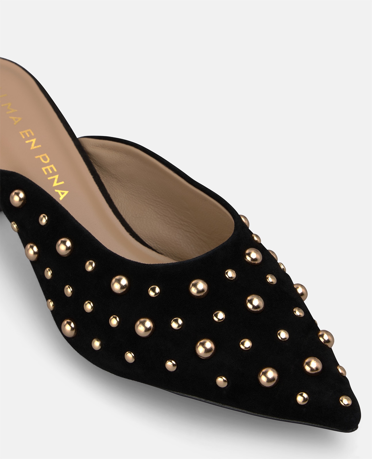 Mules con tacón de mujer en ante con tachas metálicas - Negro Negro-4