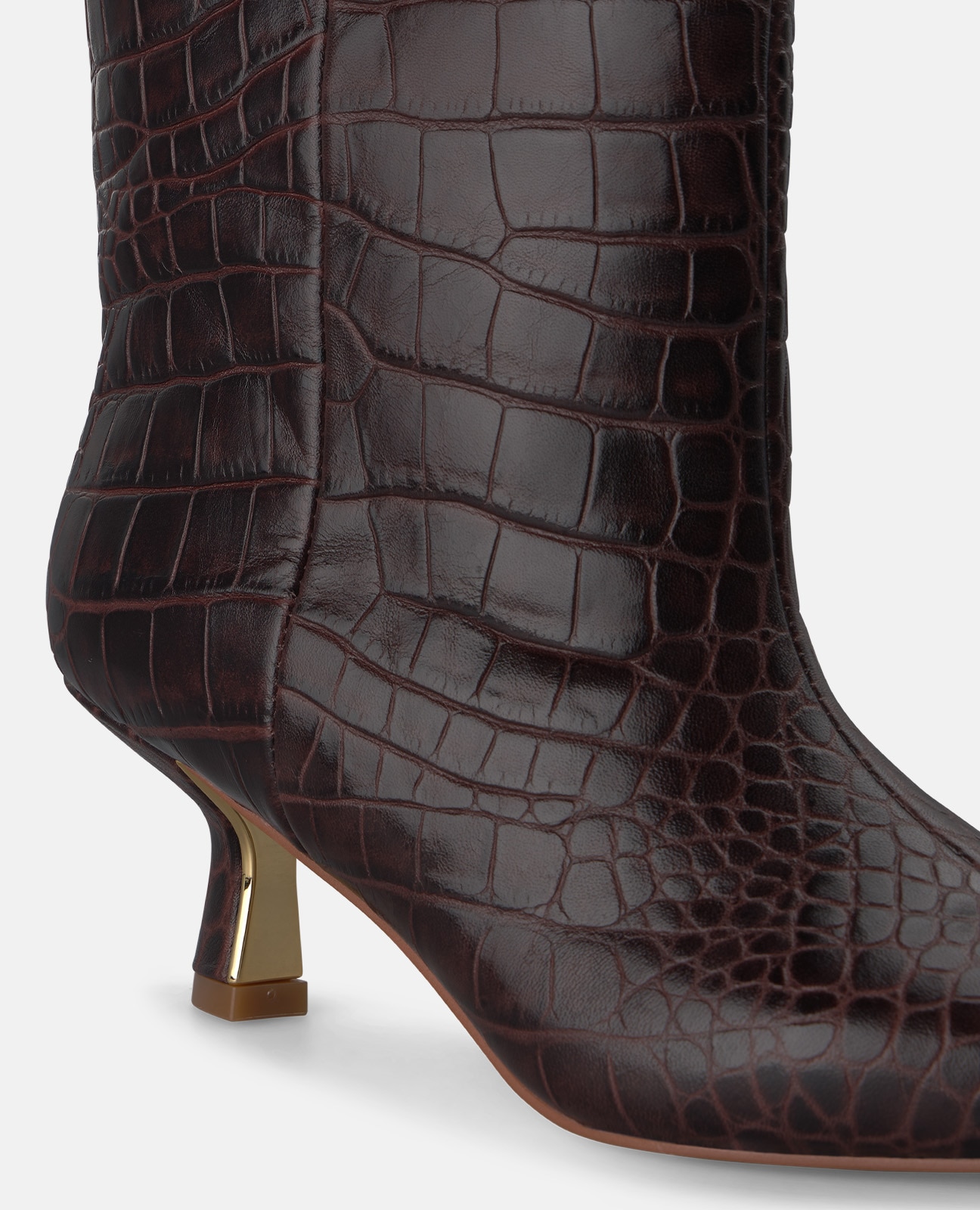 Botines básicos de mujer en piel con efecto cocodrilo - Alma en Pena - Marrón Marrón-4