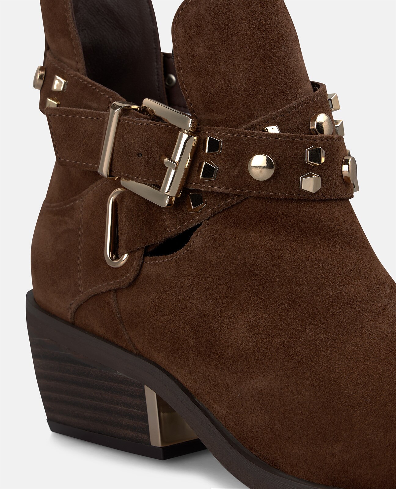 Botines básicos de mujer en ante con cierre de hebilla y tachas metálicas - Camel Camel-4
