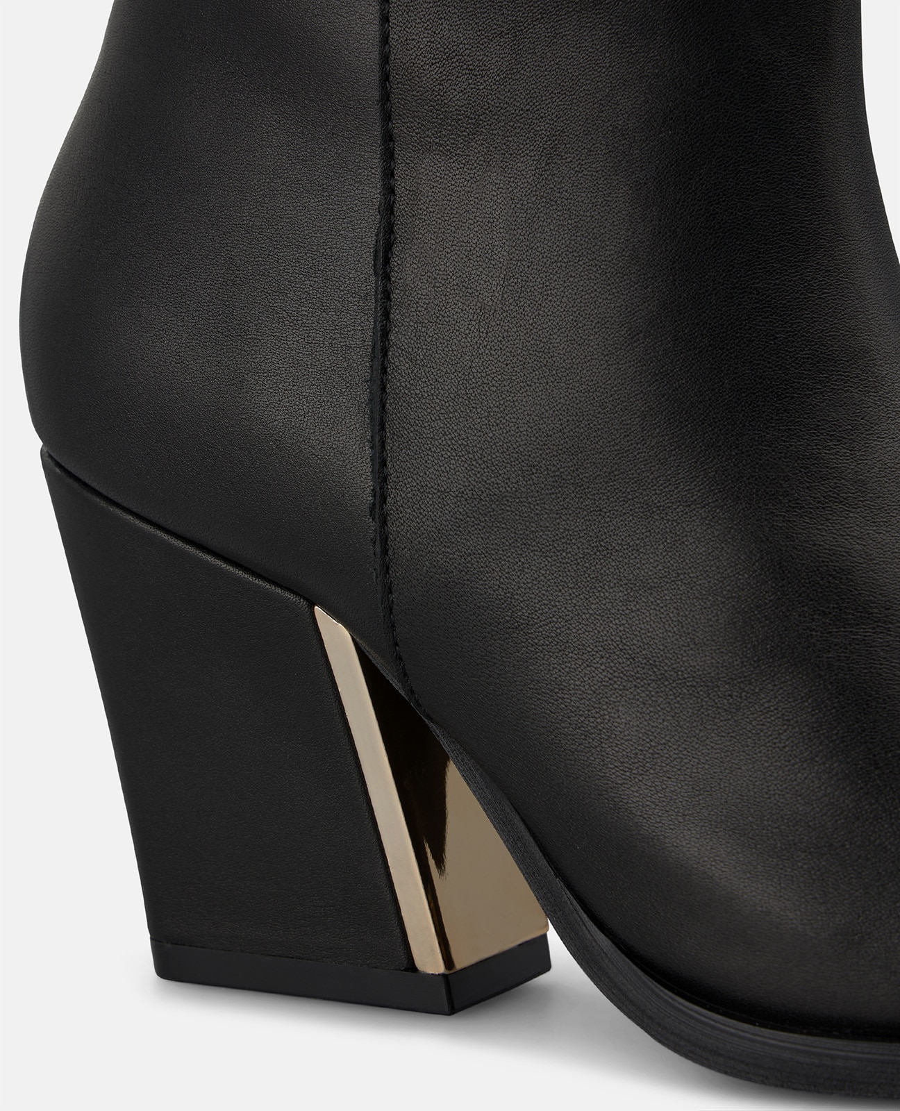 Botines básicos de mujer en napa con cierre de cremallera - Alma en Pena - Negro Negro-2