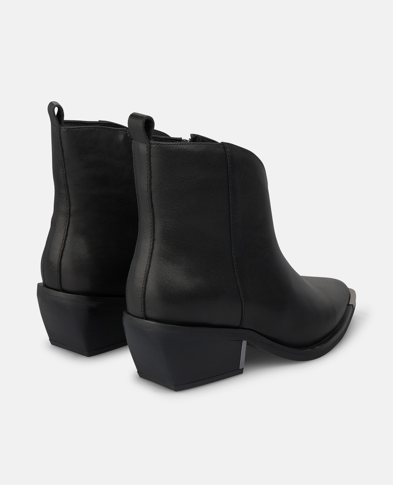 Botines básicos de mujer en ante con caña asimétrica y cierre de cremallera - Alma en Pena - Negro Negro-2