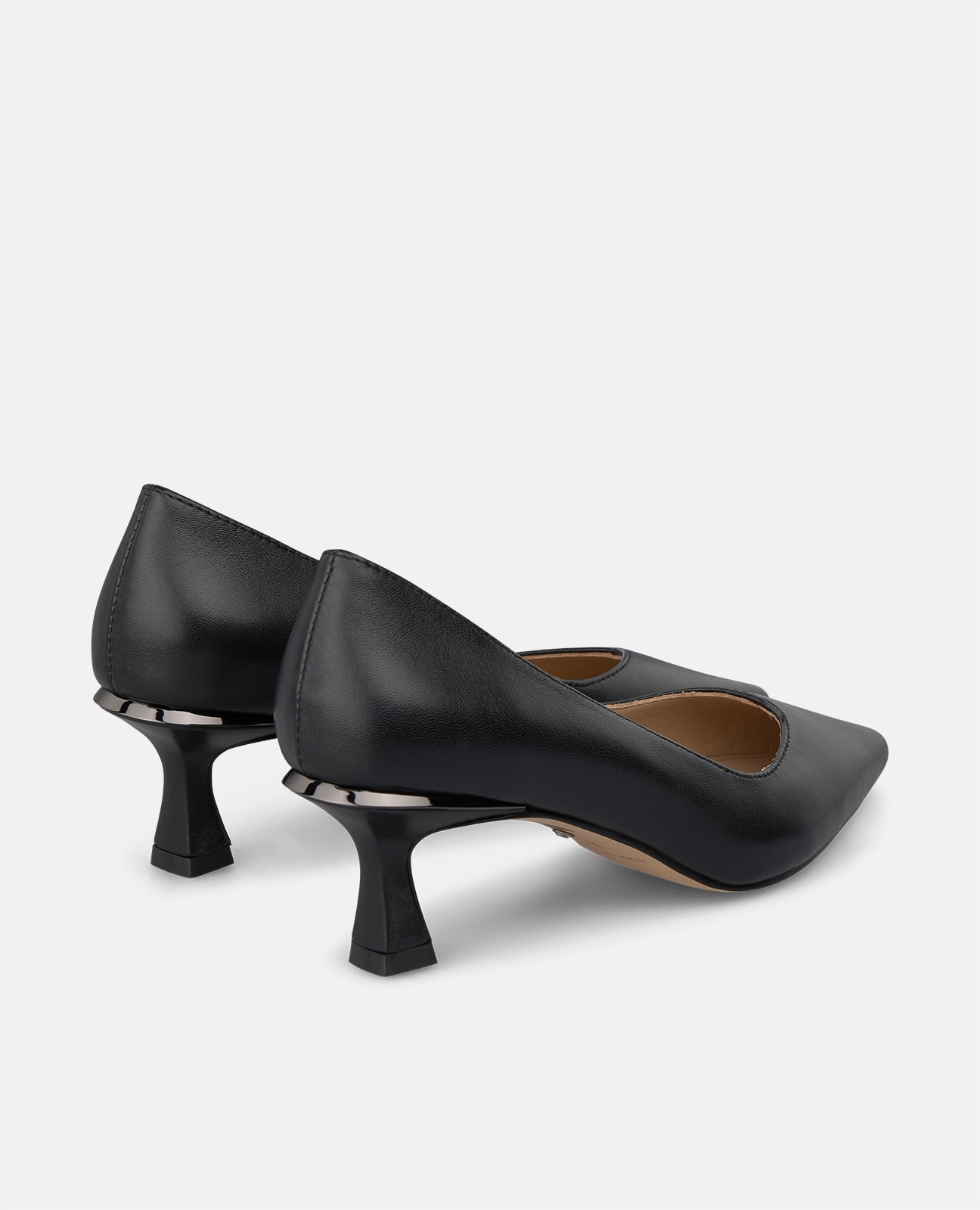Zapatos de salón de mujer en napa con acabado en punta - Alma en Pena - Negro Negro-2