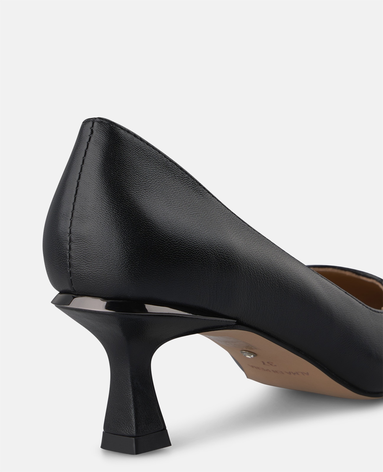Zapatos de salón de mujer en napa con acabado en punta - Alma en Pena - Negro Negro-4