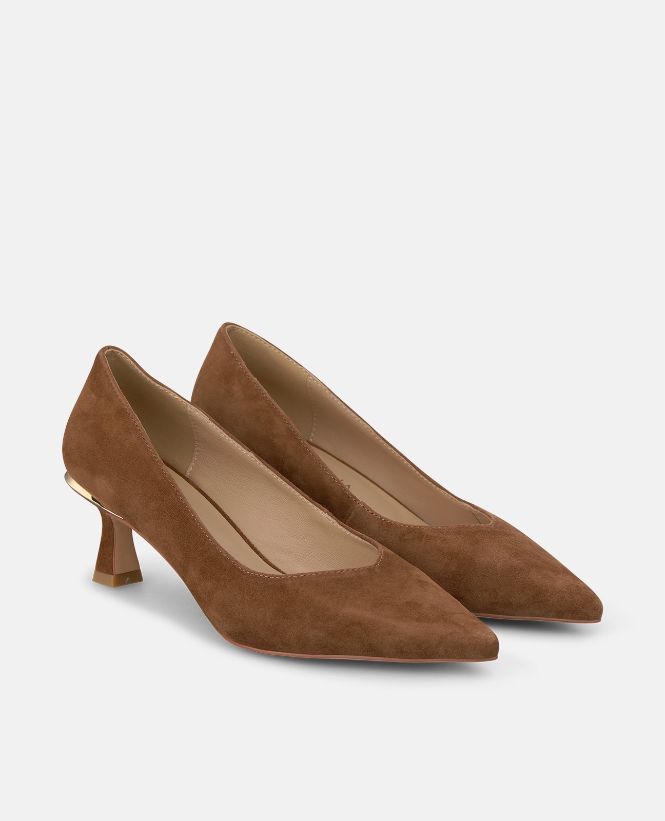 Zapatos de salón de mujer en ante con acabado en punta - Alma en Pena - Camel Camel-3