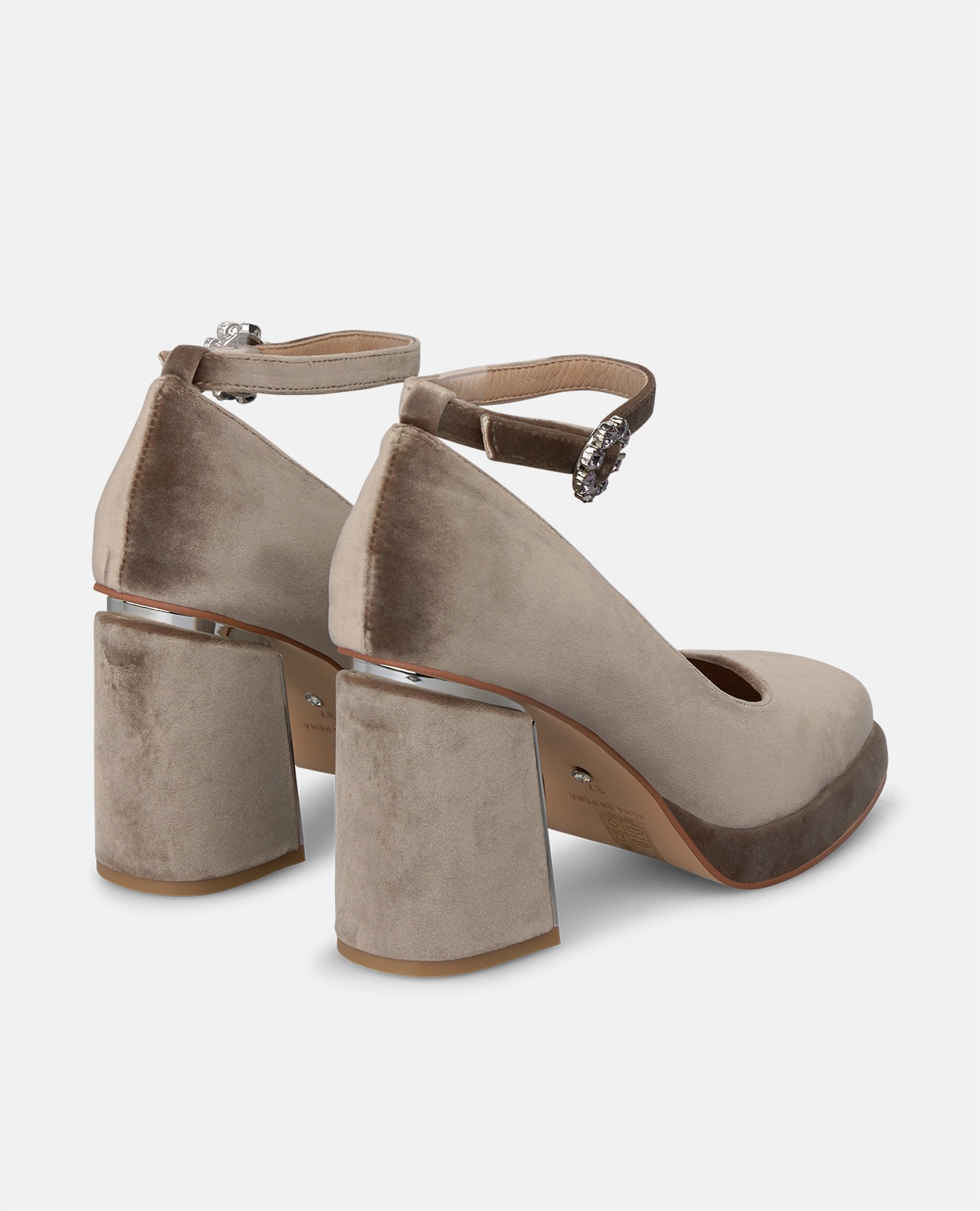 Zapato de salón de mujer en terciopelo con cierre de pulsera - Alma en Pena - Visón Visón-2