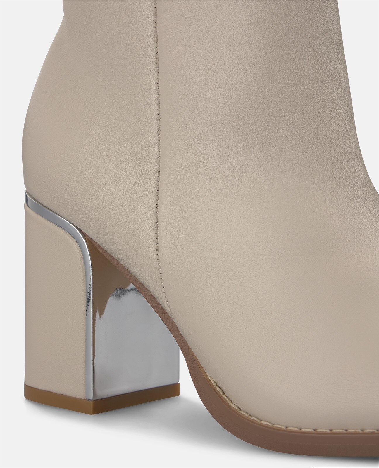 Botines básicos de mujer en napa con cierre de cremallera - Crema Crema-4