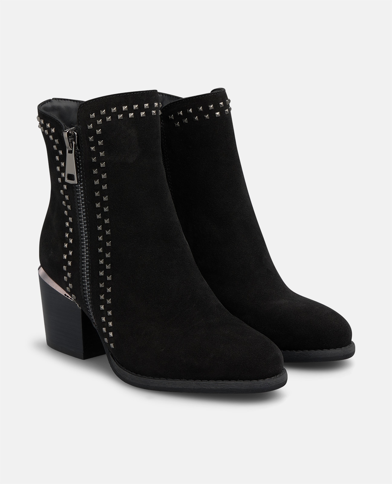 Botines básicos de mujer en ante con tachas metálicas cuadradas - Alma en Pena - Negro Negro-3